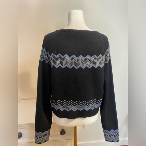KERISMA Cropped Chevron Sweater Sz L - Picture 3 of 4